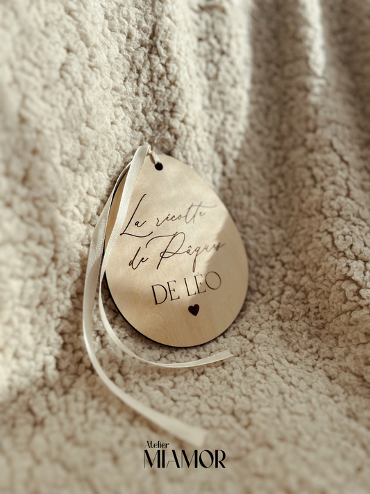 Œuf récolte de Pâques en bois