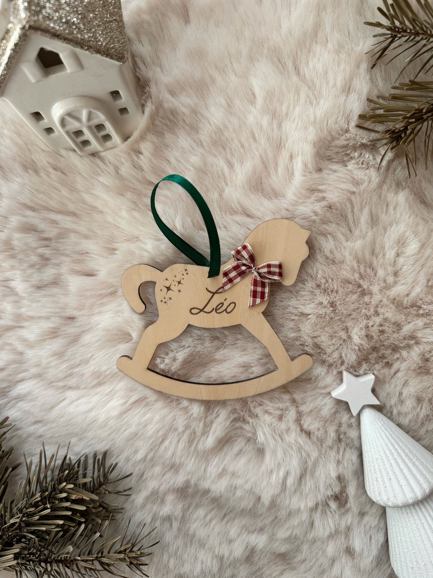 Cheval à bascule personnalisé - Suspension sapin en bois