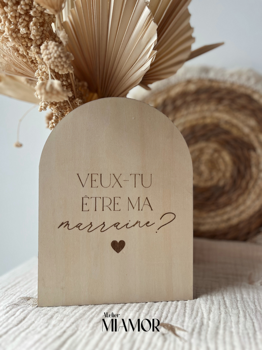 Carte en bois annonce marraine