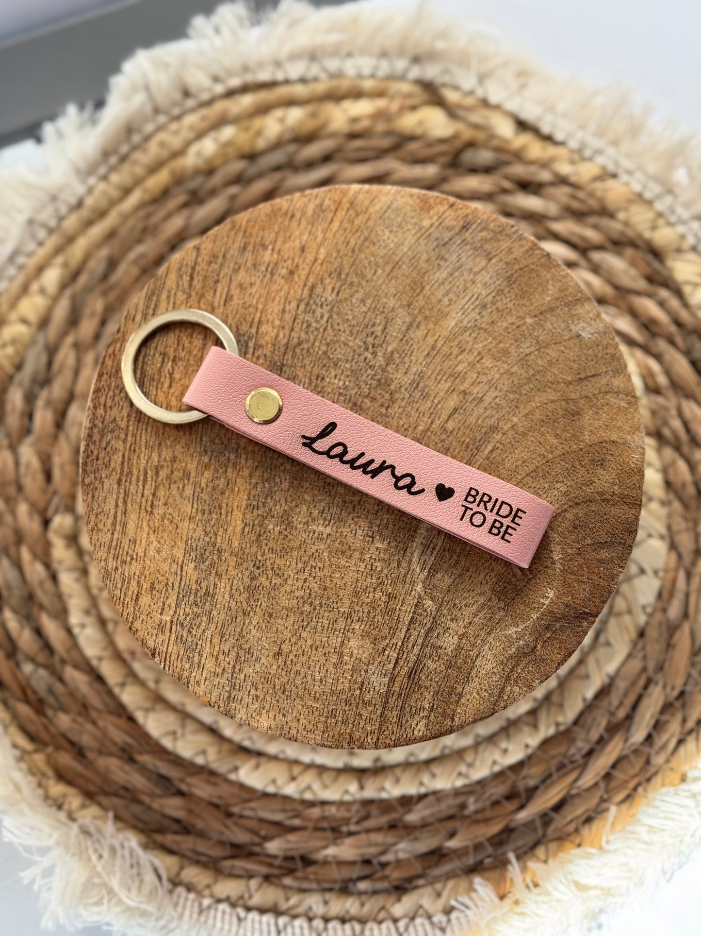 Porte clés en cuir "Bride to be"