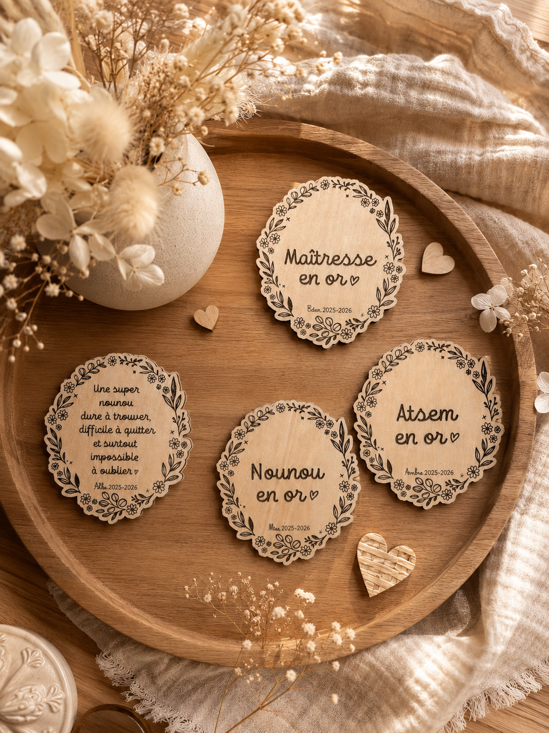 Magnet fleuri personnalisé – Maîtresse, Nounou ou ATSEM