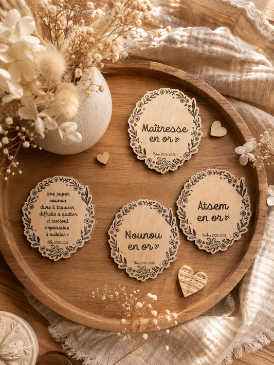Magnet fleuri personnalisé – Maîtresse, Nounou ou ATSEM