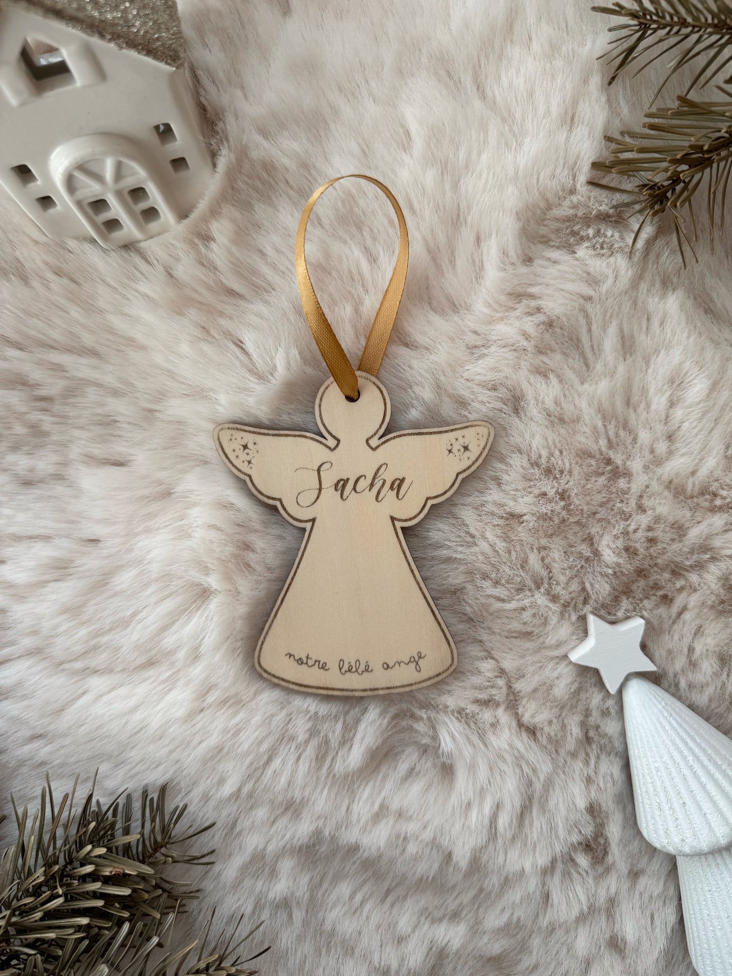 Bébé ange personnalisé - Suspension sapin en bois