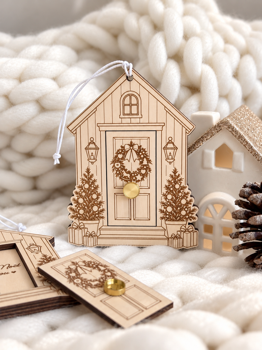 Maison de Noël en bois avec message secret – Décoration de sapin